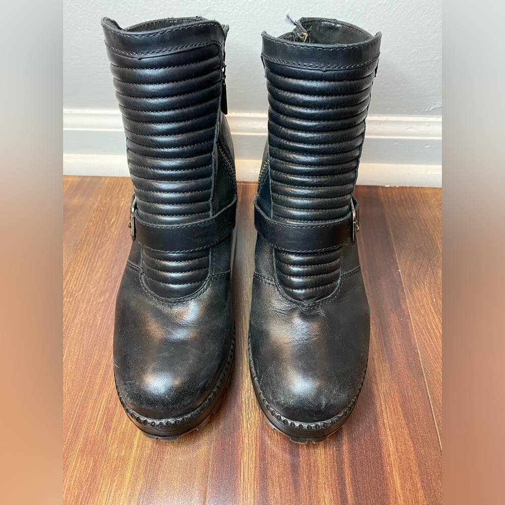 Harley-Davidson® Women's Canell 5.5-Inch Black Leather Boots. - Picture 3 of 8